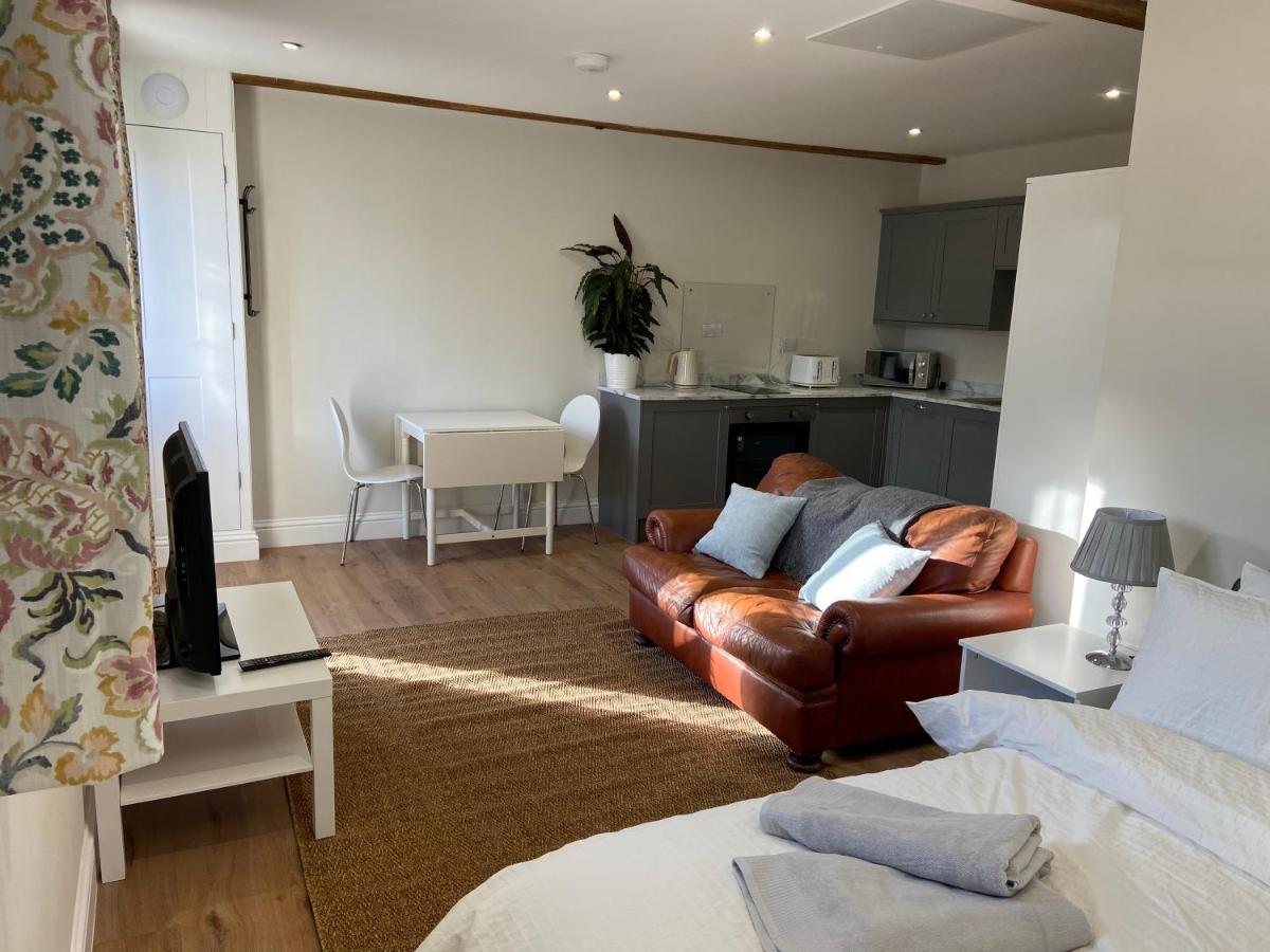 Potcote Farm Stables Accommodation Spots Stable Towcester Eksteriør bilde